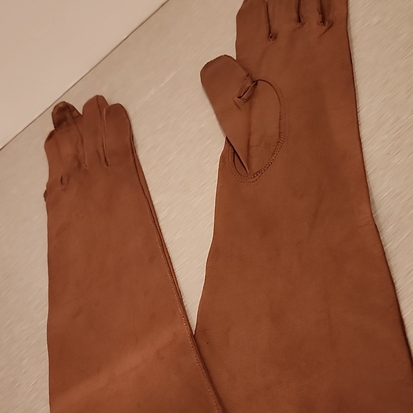 Lazarus Camel Driving Gloves-France - Picture 8 of 8